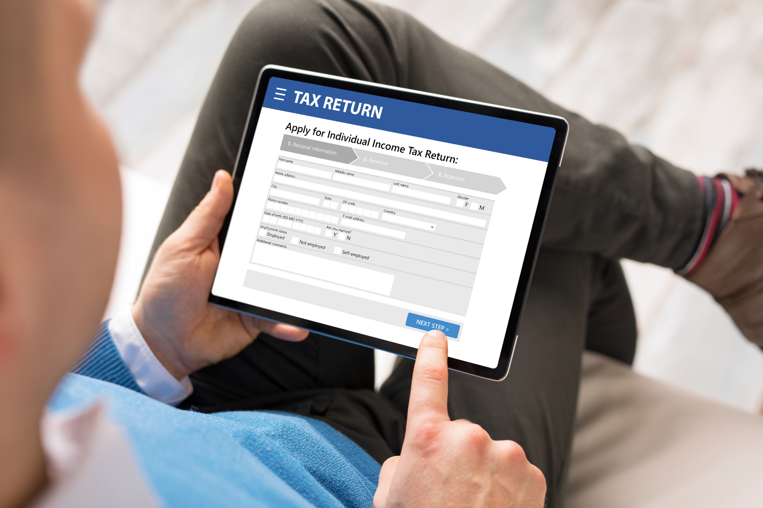 Personal Tax Filing Horizontal Image
